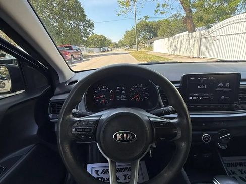 Used 2021 Kia Rio LX FWD image 10
