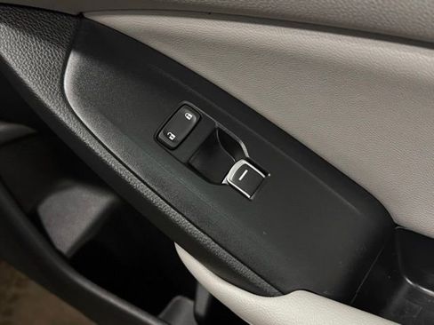 Used 2020 Honda Accord LX image 13