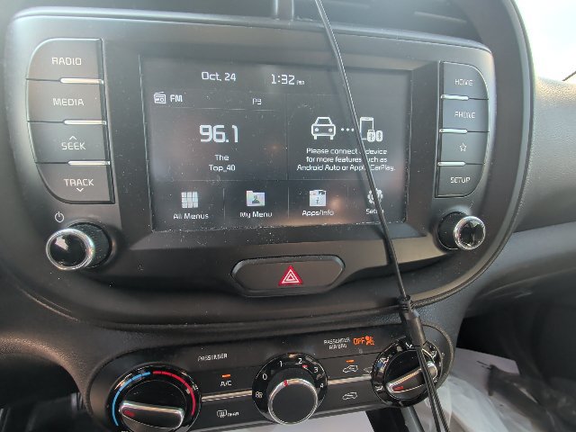 Used 2020 Kia Soul S FWD image 12
