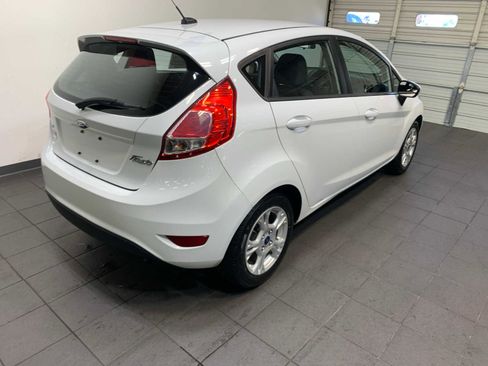 Used 2014 Ford Fiesta SE image 3