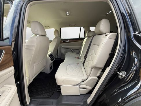 New 2026 Volkswagen Atlas SE image 13