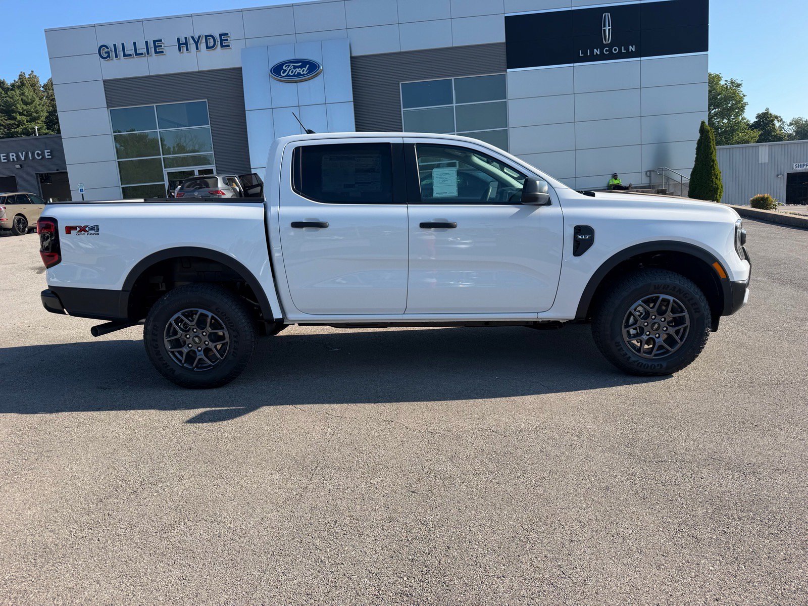 New 2026 Ford Ranger XLT w/ FX4 Off-Road Package AWD/4WD image 18
