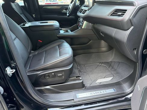 Used 2024 Chevrolet Tahoe RST w/ Luxury Package RWD image 13