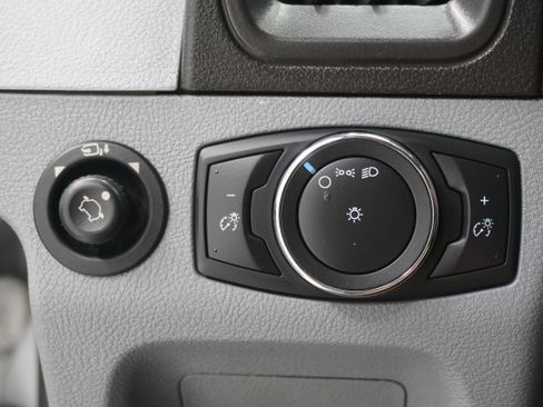 Used 2019 Ford Transit 350 XL RWD image 20