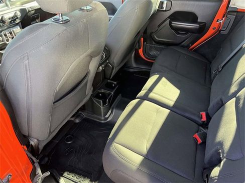 Used 2019 Jeep Wrangler Unlimited Sport S image 26