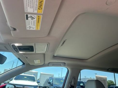 Used 2024 Honda CR-V EX-L image 17