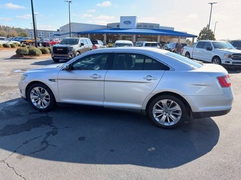 Used 2012 Ford Taurus Limited image 12