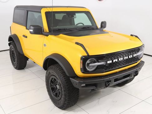 Used 2022 Ford Bronco Wildtrak image 44