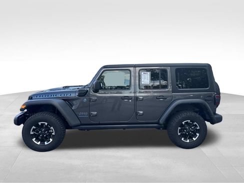 Used 2024 Jeep Wrangler Unlimited Rubicon 4xe AWD/4WD image 2