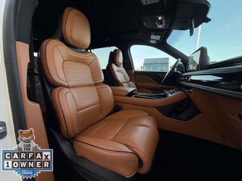 Used 2025 Lincoln Aviator Black Label image 21
