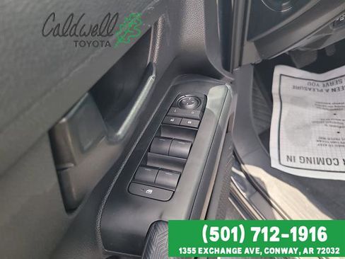 Certified 2025 Toyota Tacoma SR AWD/4WD image 11