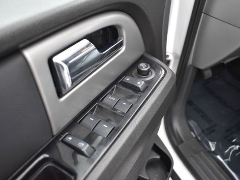 Used 2012 Ford Expedition Limited image 9