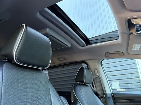 Certified 2024 Honda Odyssey Elite image 19