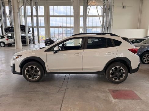 Used 2023 Subaru Crosstrek 2.0i Premium image 6