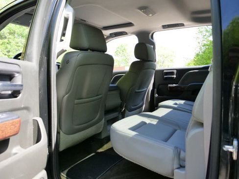 Used 2015 GMC Sierra 1500 SLT w/ SLT Crew Cab Value Package image 24