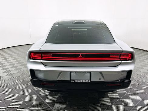 Used 2024 Dodge Charger R/T w/ Plus Group image 4