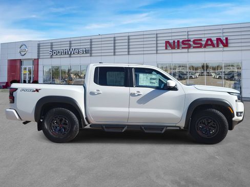 New 2026 Nissan Frontier Pro-X w/ Pro-X Convenience Package RWD image 5