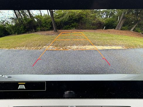 Used 2024 Chevrolet Blazer LT w/ Convenience Package image 13