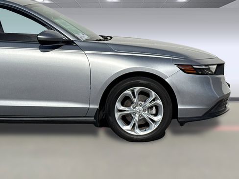 Certified 2024 Honda Accord LX image 22