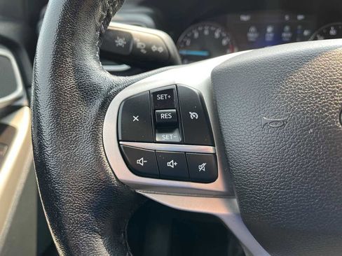 Used 2021 Ford Explorer XLT w/ Equipment Group 202A image 25