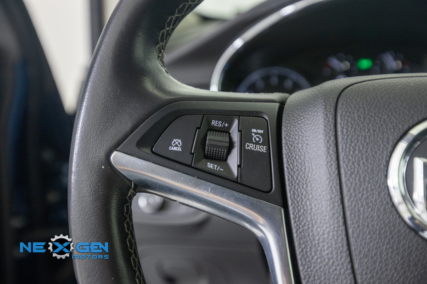 Used 2020 Buick Encore Preferred w/ Safety Package FWD image 15