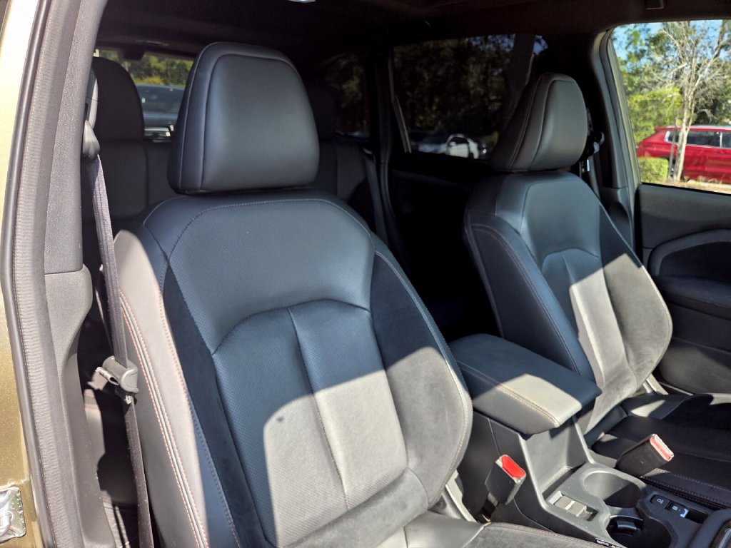 Used 2025 Subaru Forester Touring w/ Popular Package - Touring AWD/4WD image 30
