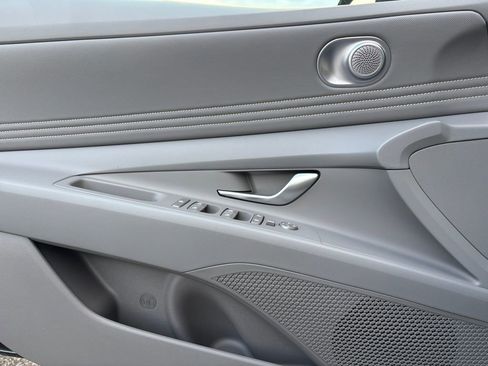 New 2026 Hyundai Elantra Sport image 11