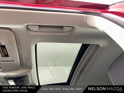 Used 2021 Lexus ES 300h w/ Premium Package image 31