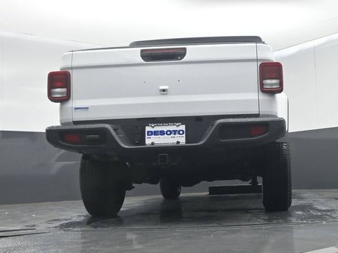 Used 2021 Jeep Gladiator Sport AWD/4WD image 21