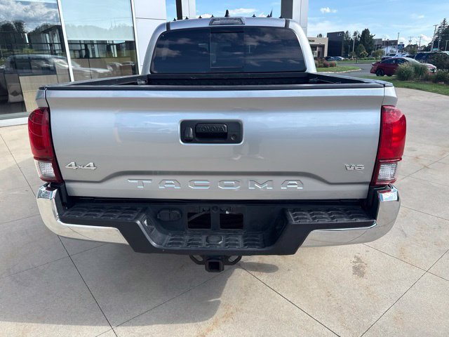 Used 2023 Toyota Tacoma SR5 AWD/4WD image 9