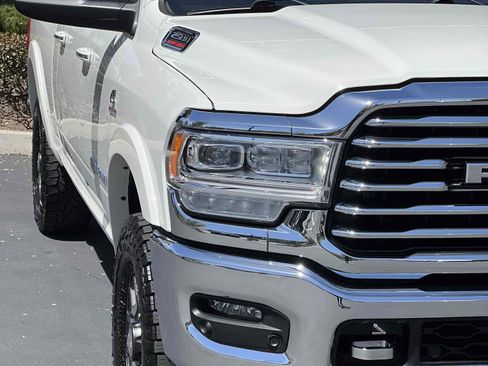 Used 2022 RAM 2500 Limited AWD/4WD image 60