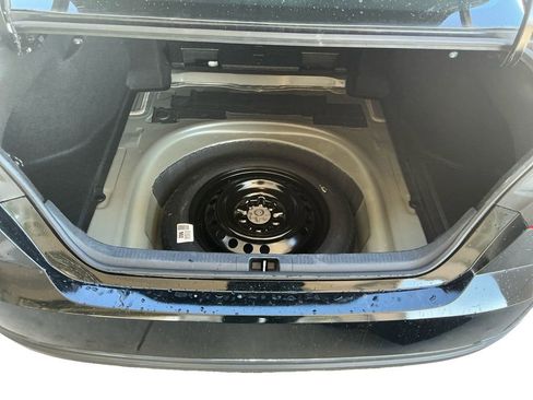 Used 2025 Toyota Camry LE FWD image 21