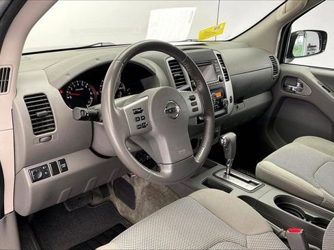 Used 2018 Nissan Frontier SV w/ Value Truck Package image 14