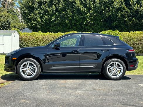 New 2026 Porsche Macan AWD/4WD image 2