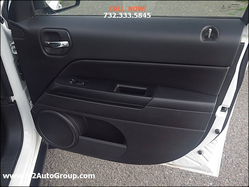 Used 2014 Jeep Patriot Sport w/ Power Value Group AWD/4WD image 17