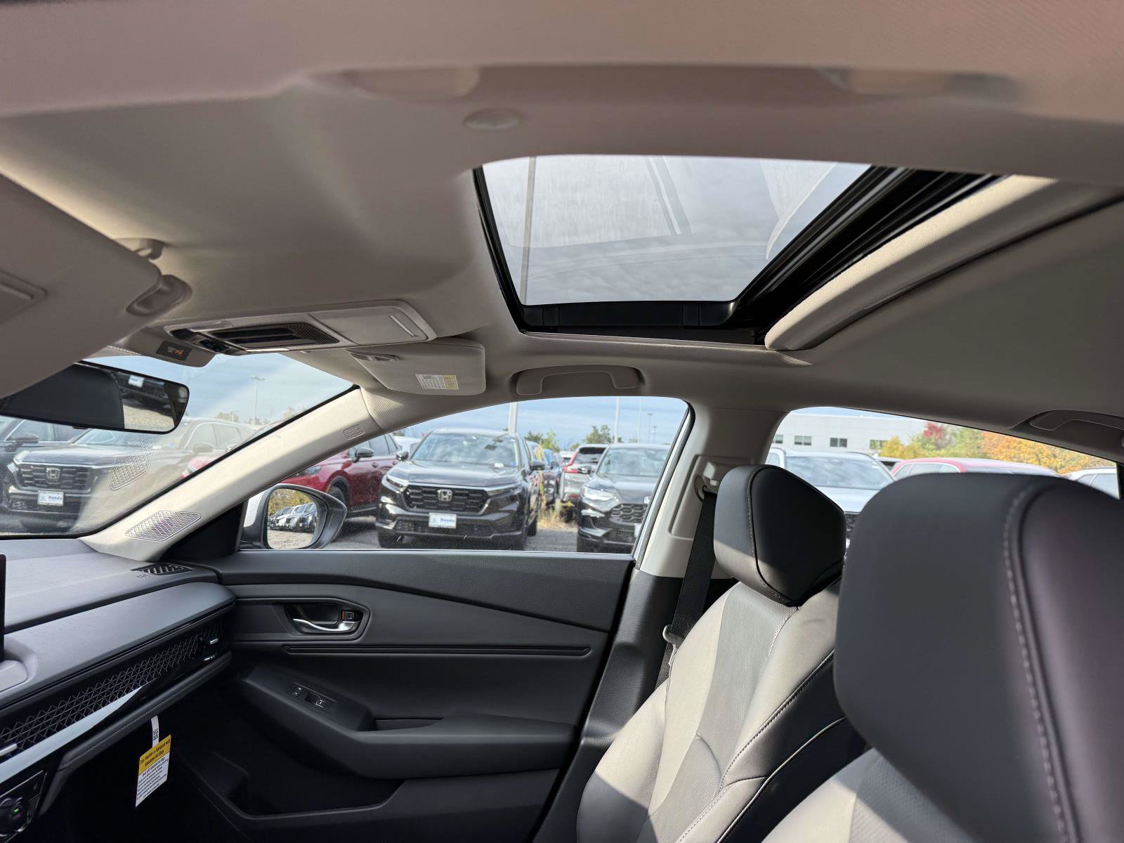 New 2026 Honda Accord Hybrid EX-L image 15