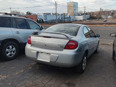 Used 2004 Dodge Neon SXT w/ Sport Appearance Group image 5