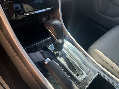 Used 2016 Honda Accord LX image 19