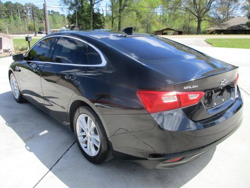 Used 2018 Chevrolet Malibu LT image 8