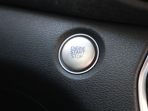 Used 2019 Hyundai Santa Fe Limited image 31