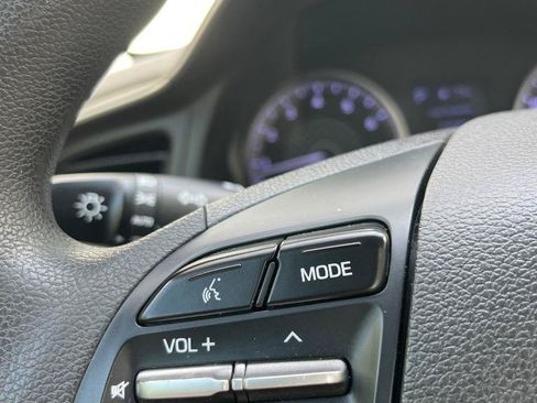 Used 2019 Hyundai Elantra SEL FWD image 16