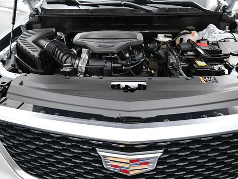 Certified 2025 Cadillac XT6 Premium Luxury w/ Platinum Package AWD/4WD image 23
