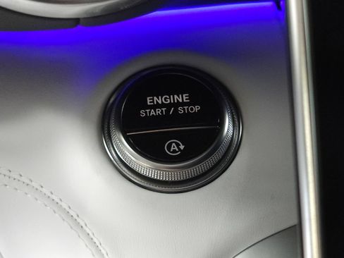 Used 2026 Mercedes-Benz Maybach SL 680 image 17