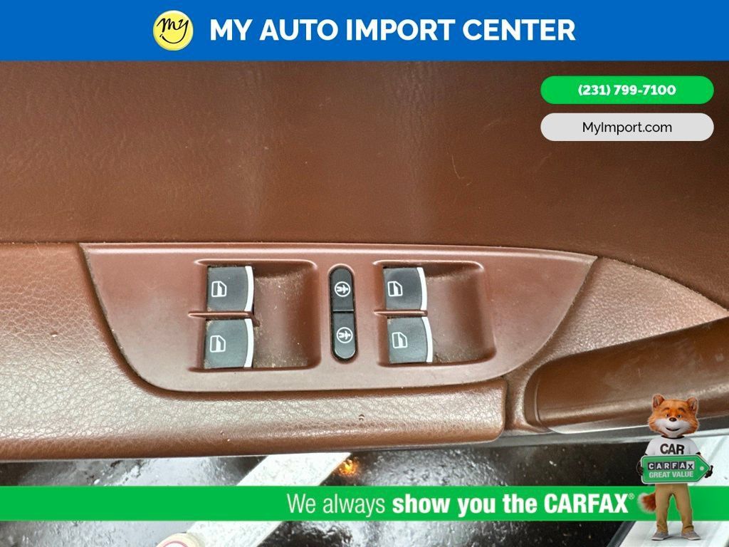 Used 2014 Volkswagen Touareg TDI AWD/4WD image 10