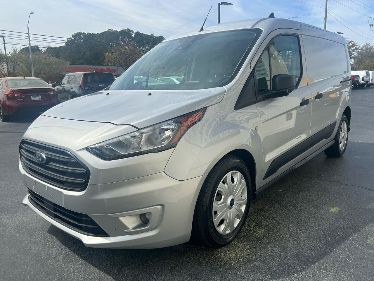 Used 2023 Ford Transit Connect XLT FWD image 4