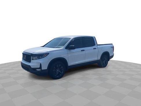 Used 2023 Honda Ridgeline Sport image 4