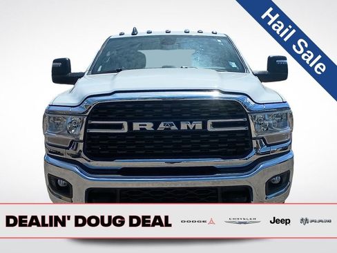 Used 2024 RAM 3500 Big Horn image 9