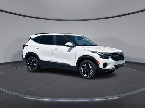 New 2026 Kia Seltos EX image 7