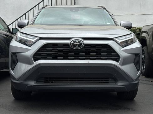 Used 2024 Toyota RAV4 XLE FWD image 3