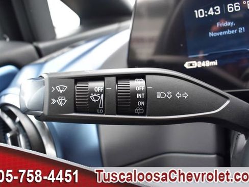 New 2026 Chevrolet Equinox EV LT image 23